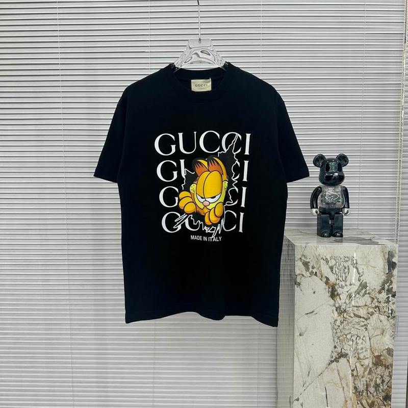 Gucci Men's T-shirts 165